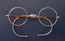 Antike Nickelbrille mit
