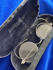 Antike Vintage Brille mit